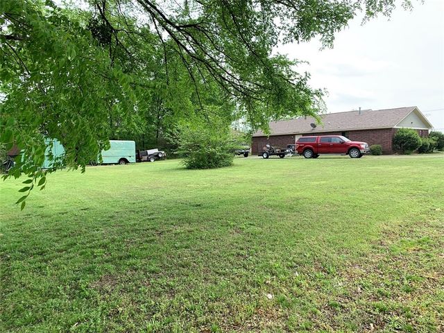 1311 E 16th Street, Russellville, AR 72802