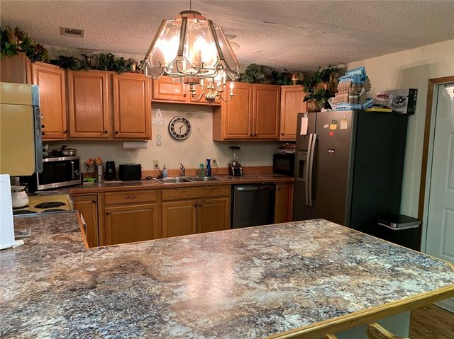 1311 E 16th Street, Russellville, AR 72802