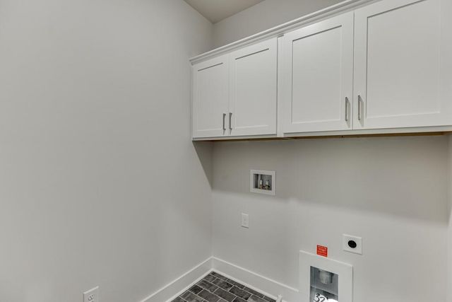 1813 Piney Bend Drive, Buford, GA 30518