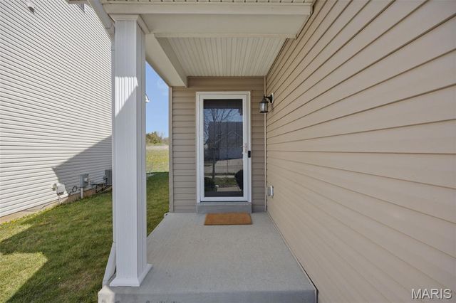 1021 Chesterfield Drive, Wentzville, MO 63385