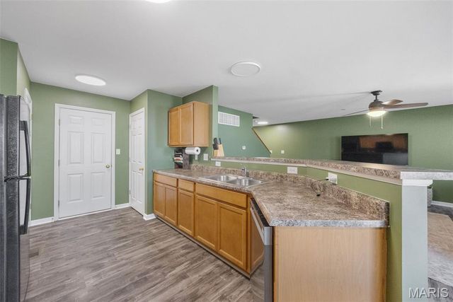 1021 Chesterfield Drive, Wentzville, MO 63385