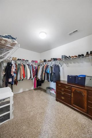 1021 Chesterfield Drive, Wentzville, MO 63385