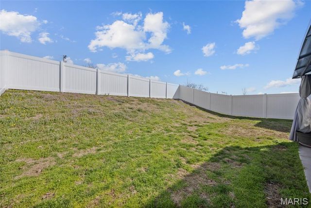 1021 Chesterfield Drive, Wentzville, MO 63385