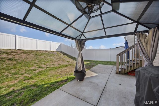 1021 Chesterfield Drive, Wentzville, MO 63385