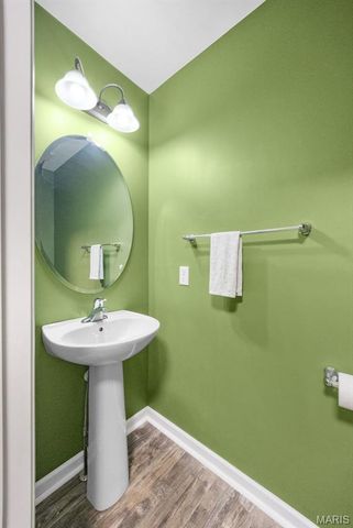 1021 Chesterfield Drive, Wentzville, MO 63385