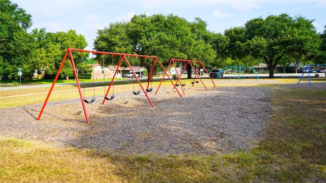 1509 Mulcahy Street, Rosenberg, TX 77471