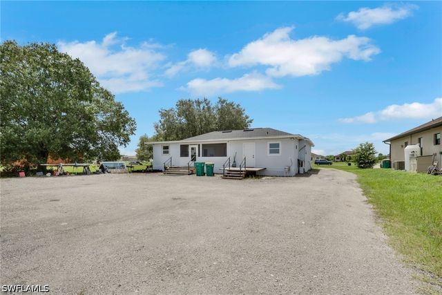 4075 24th AVE NE, Naples, FL 34120