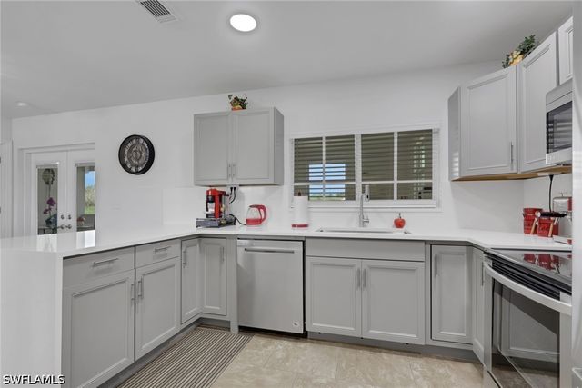 4075 24th AVE NE, Naples, FL 34120
