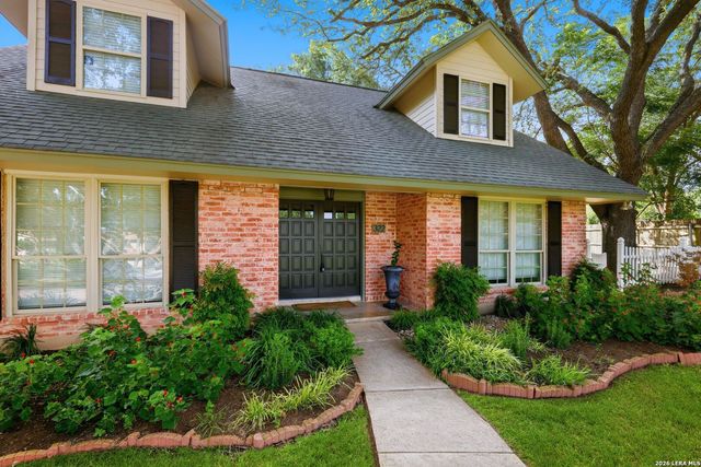 322 Westwind Cir, Windcrest, TX 78239