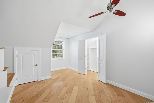 322 Westwind Cir, Windcrest, TX 78239