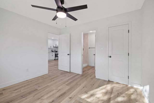 1502 W Sunnyview Avenue, Visalia, CA 93291