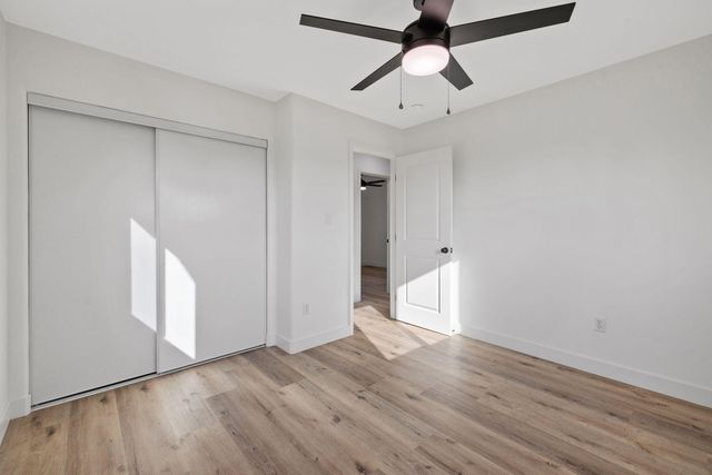 1502 W Sunnyview Avenue, Visalia, CA 93291