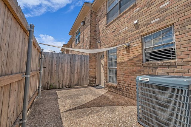 1349 S 11th Street, Waco, TX 76706