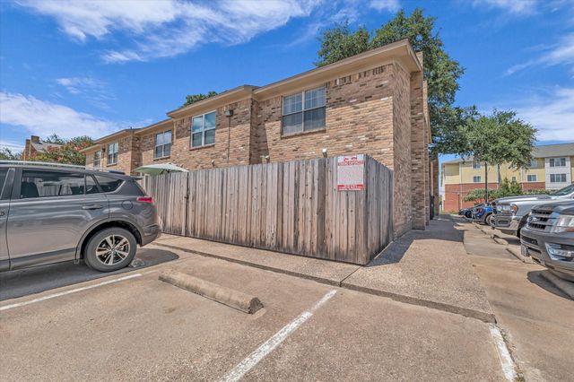 1349 S 11th Street, Waco, TX 76706