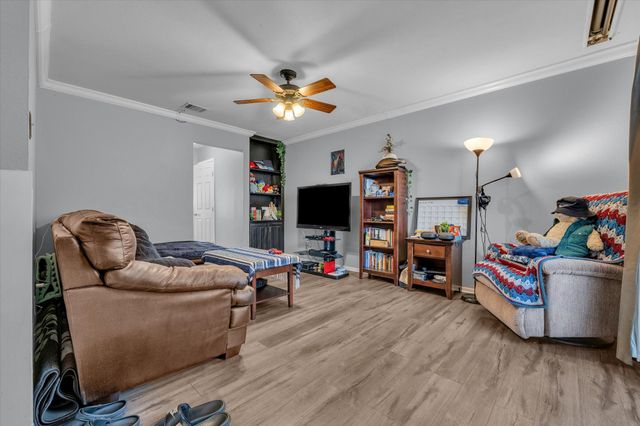 1349 S 11th Street, Waco, TX 76706