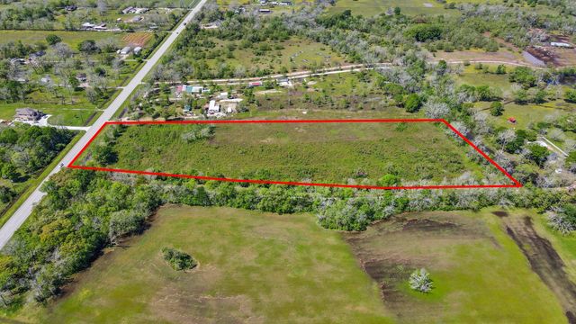 1720 W Fm 1462, Rosharon, TX 77583