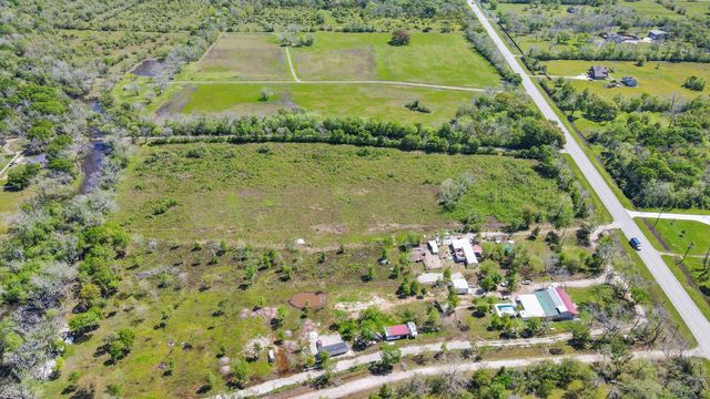 1720 W Fm 1462, Rosharon, TX 77583