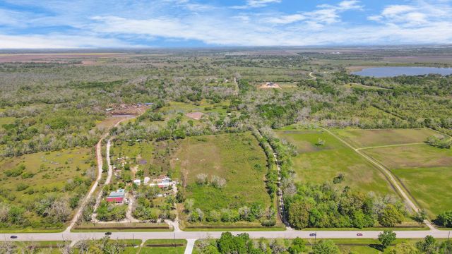 1720 W Fm 1462, Rosharon, TX 77583