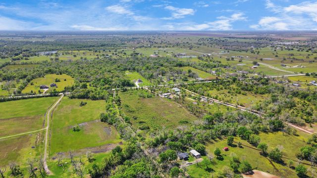 1720 W Fm 1462, Rosharon, TX 77583