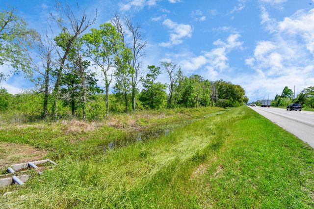 1720 W Fm 1462, Rosharon, TX 77583