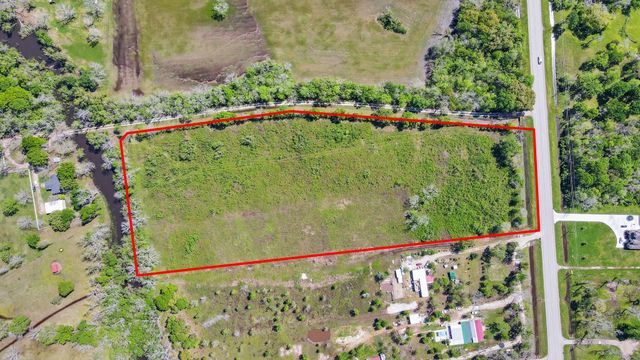 1720 W Fm 1462, Rosharon, TX 77583