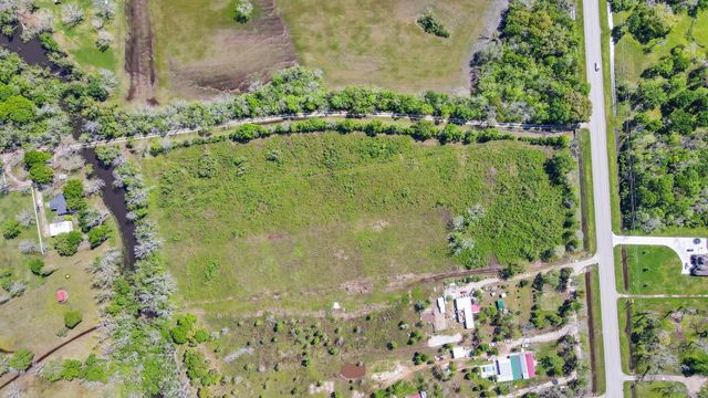 1720 W Fm 1462, Rosharon, TX 77583