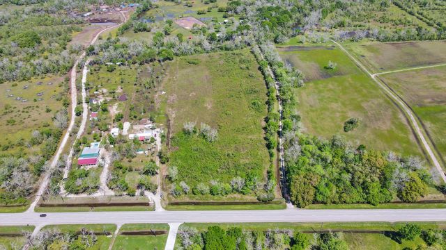 1720 W Fm 1462, Rosharon, TX 77583