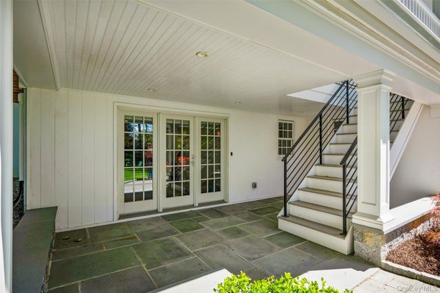 15 Church Lane, Scarsdale, NY 10583