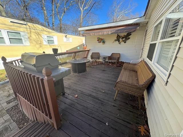 658 Sound Avenue F6, Calverton, NY 11933