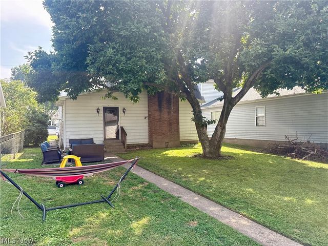 919 33rd Street, Parkersburg, WV 26104