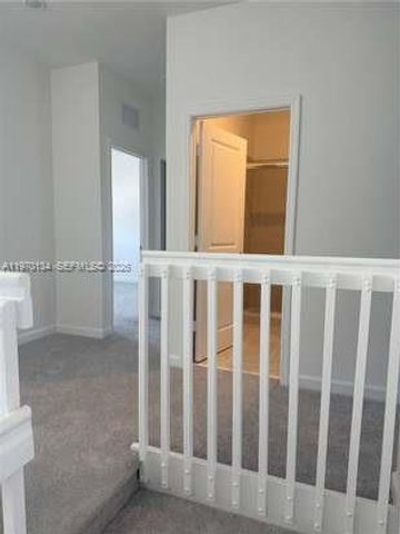 621 SE 13th St Cir 1, Homestead, FL 33034