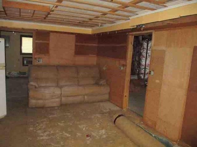 4218 Rowell LANE, Abrams, WI 54101