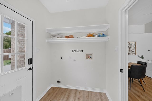 2230 Larry Drive, Dallas, TX 75228