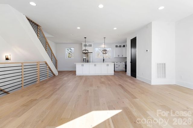 3525 Avalon Avenue, Charlotte, NC 28208