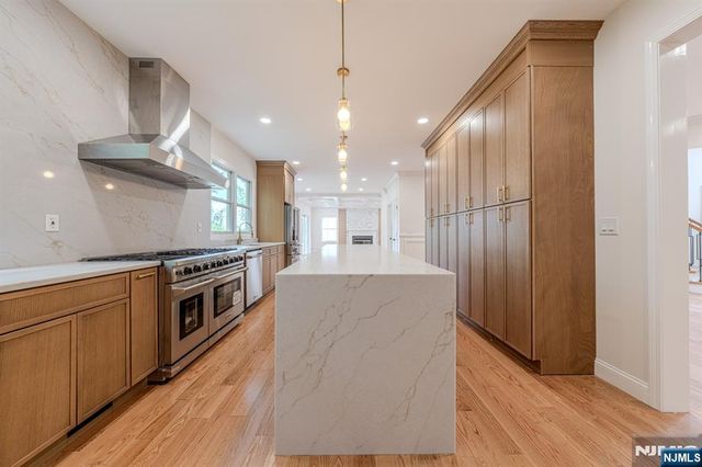 3 Chappy Court, Westwood, NJ 07675