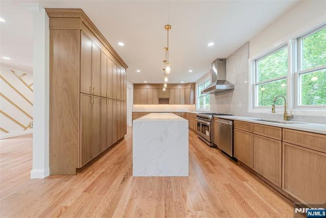 3 Chappy Court, Westwood, NJ 07675