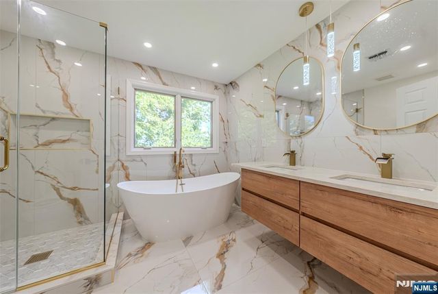 3 Chappy Court, Westwood, NJ 07675