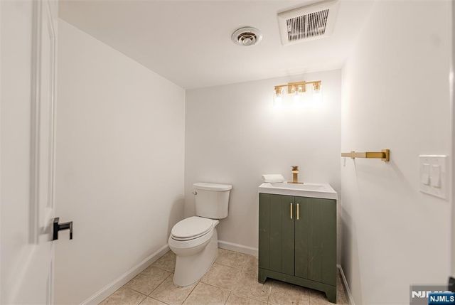 3 Chappy Court, Westwood, NJ 07675