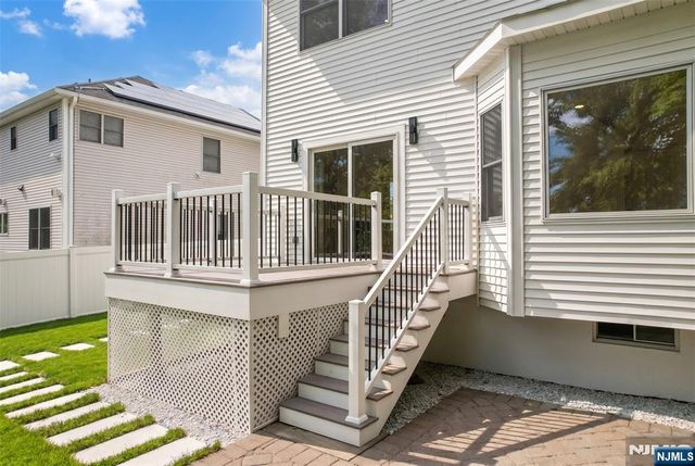 3 Chappy Court, Westwood, NJ 07675