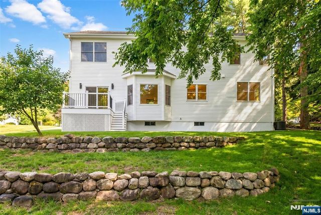 3 Chappy Court, Westwood, NJ 07675