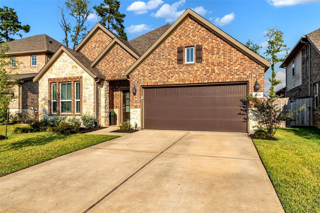 1936 Canyon Live Oak Street, Conroe, TX 77304