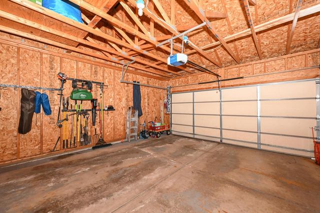 3728 Stillwater CIRCLE, Waukesha, WI 53189