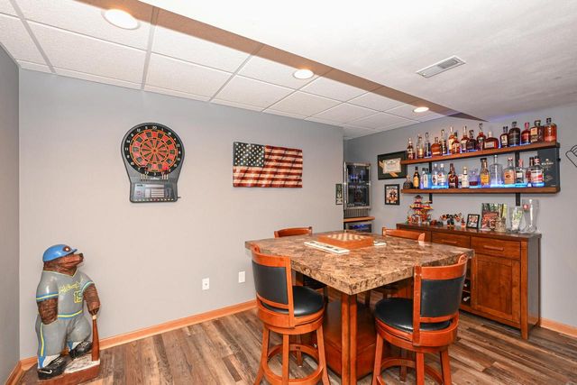 3728 Stillwater CIRCLE, Waukesha, WI 53189