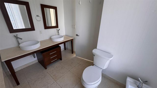 475 Brickell Avenue 4913, Miami, FL 33131