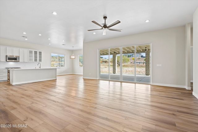 67620 E Lauren Place, Oracle, AZ 85623