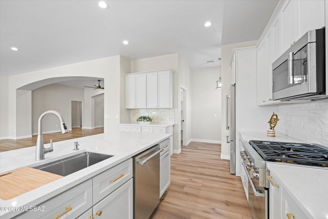 67620 E Lauren Place, Oracle, AZ 85623