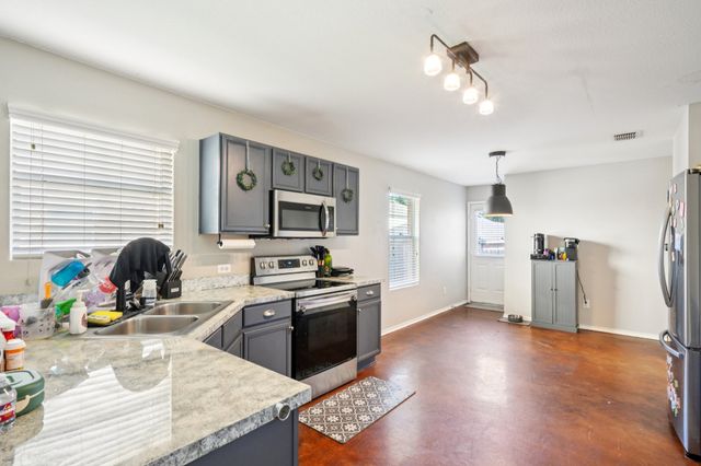 6724 Meadow Way Lane, Fort Worth, TX 76179
