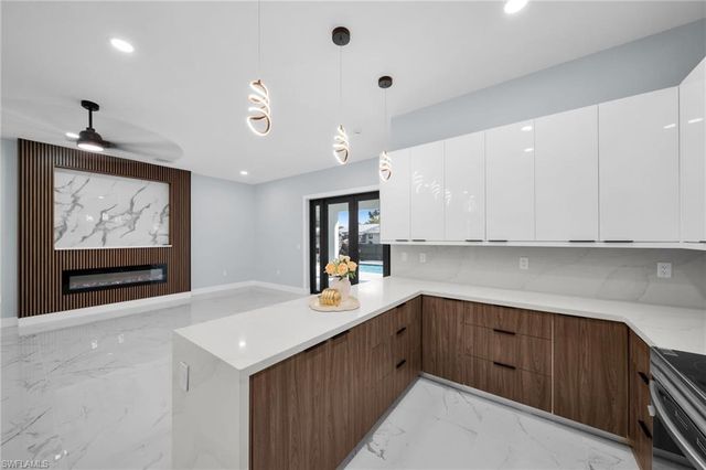 3611 2nd ST SW, Lehigh Acres, FL 33976