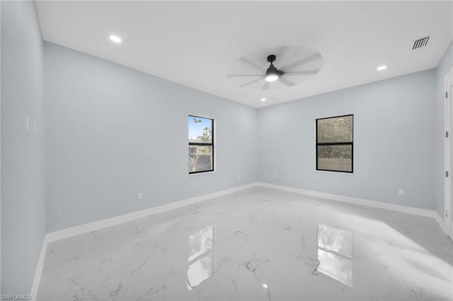 3611 2nd ST SW, Lehigh Acres, FL 33976