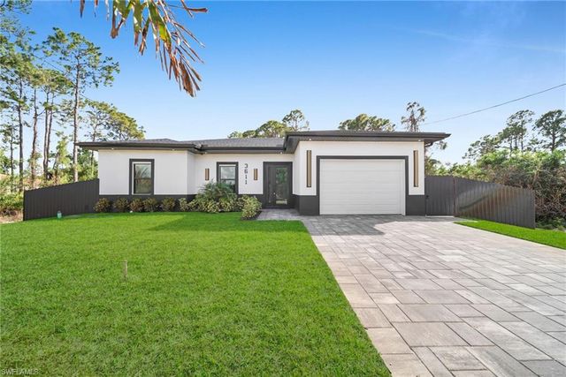 3611 2nd ST SW, Lehigh Acres, FL 33976